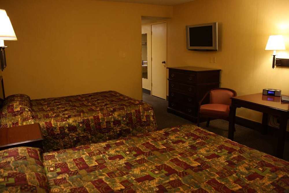 Red Roof Inn Yuba City Bonanza - Marysville Phòng bức ảnh